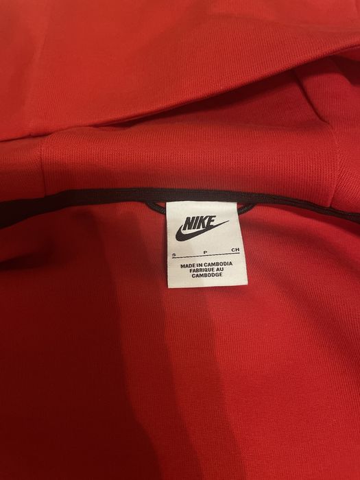 Vand Hanorac Nike Tech