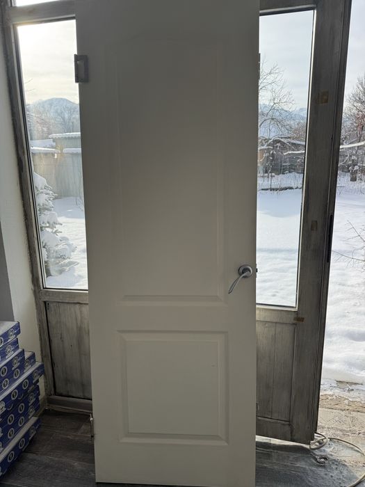 Продам двери 4 шт