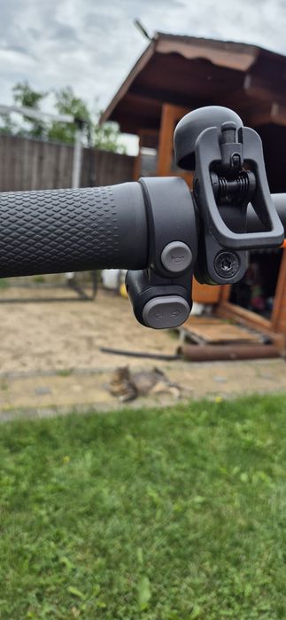 Trotineta  Ninebot F2 Pro