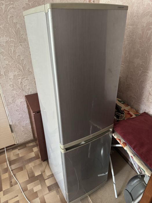 Холодильник компактный