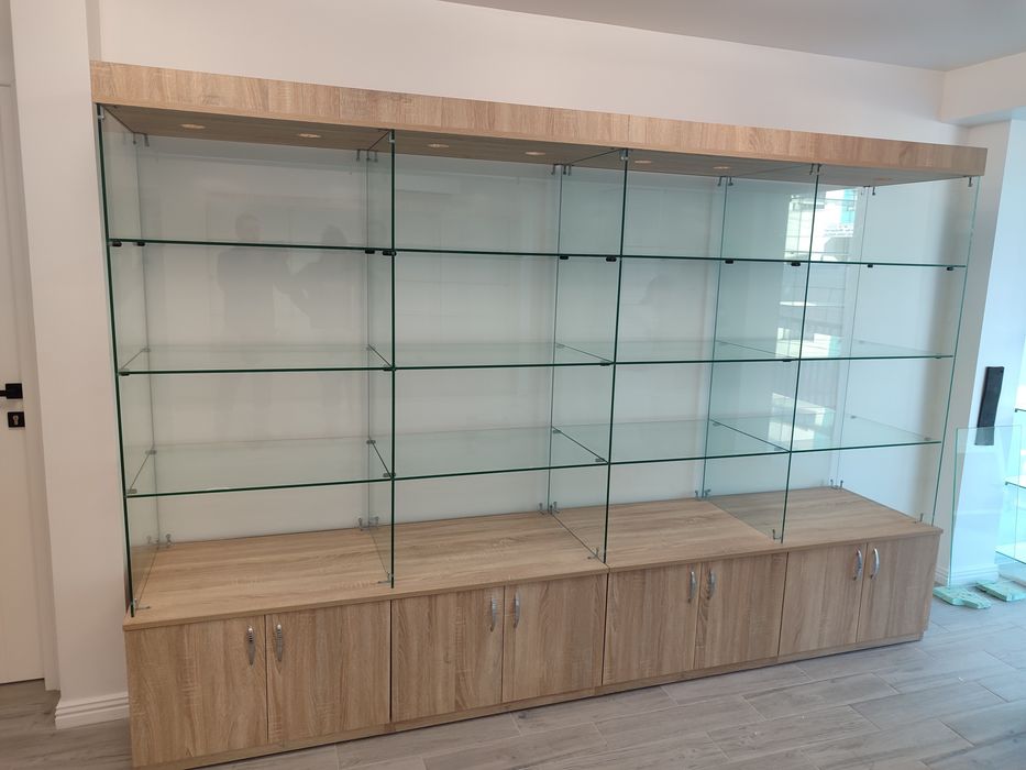 Mobilier pentru magazine – rafturi și tejghele, producător