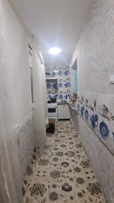 Чирчик шахар 
2-микрораён галирейка 
#2-хона 3-хона килинган 2-етаж