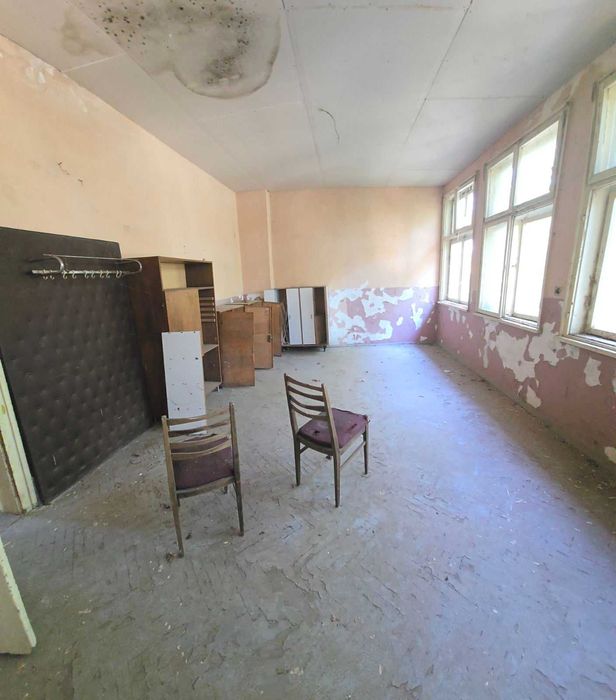 Продава се Къща в с. Сини вир, Област Шумен - 450 кв.м за 178 €/кв.м - Снимка #9