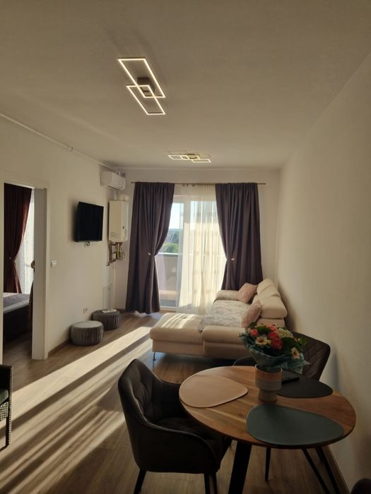 Apartament adora park lux  regim hotelier/ sau pe termen mai lung