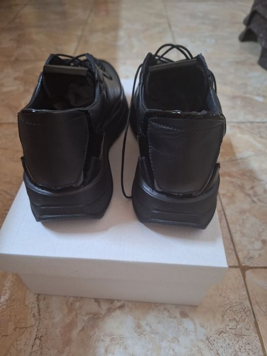Нови обувки 37н.