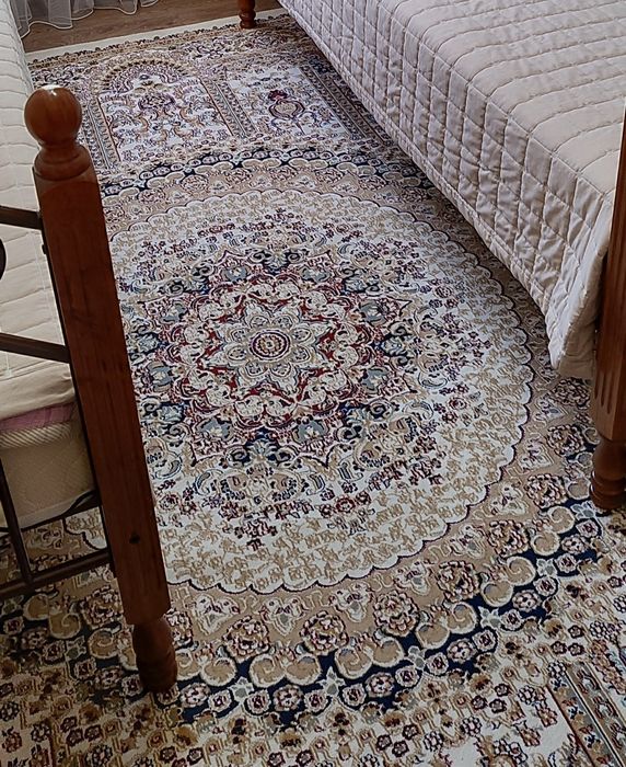 Продам иранский ковёр 2×3