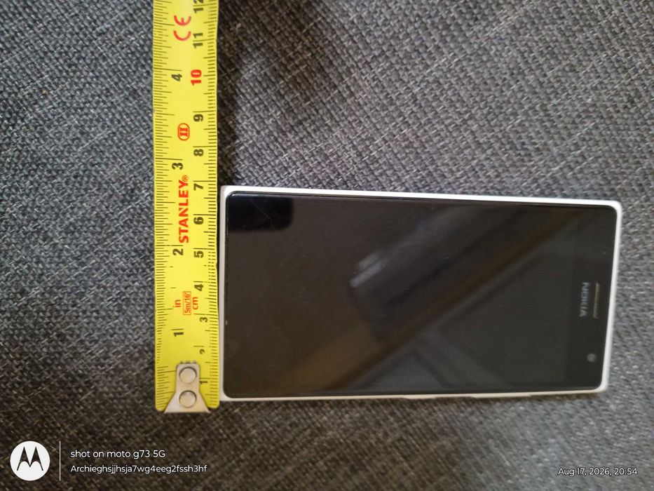 Nokia Lumia 735 – бял – Windows 10 Mobile