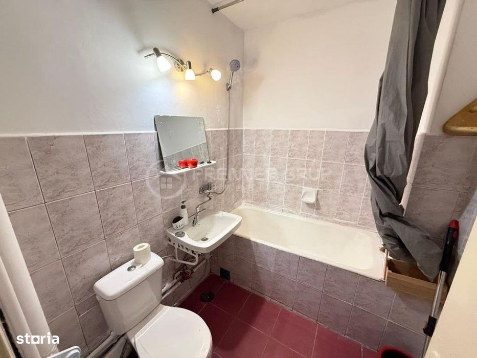 Etaj 3! Apartament 2 camere 50mp, Tatarasi, AC