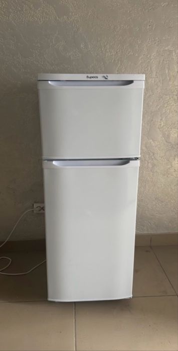 Холодильник Бирюса