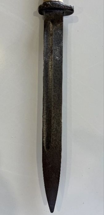 Стар военен нож.