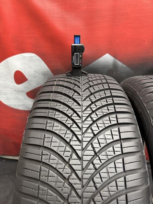 225 55 18, Всесезонни гуми, Goodyear Vector4Seasons, 2 броя