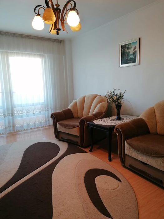 Vand apartament cu 3 camere Urziceni