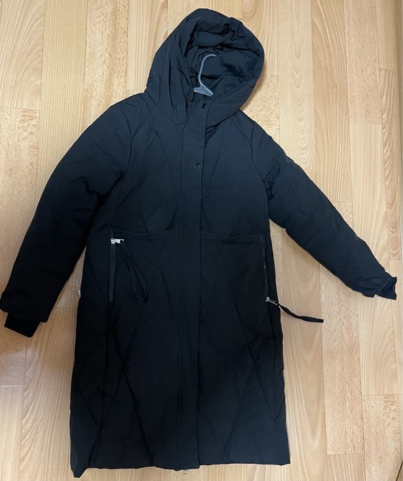 Продам зимнию куртку