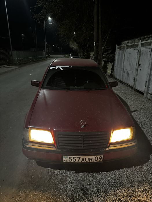 Продам мерседес w202 с220