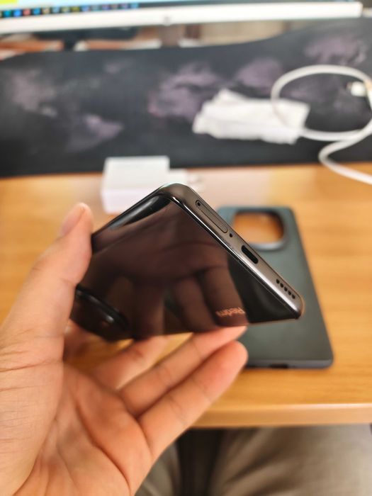 Redmi Note 14 Pro plus 8+4/256 gb srochno sotiladi