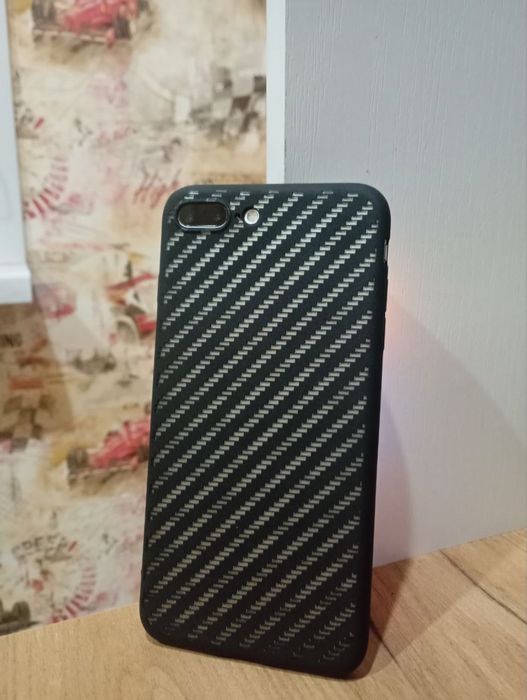 iPhone 7+ рабочий но есть дефекты