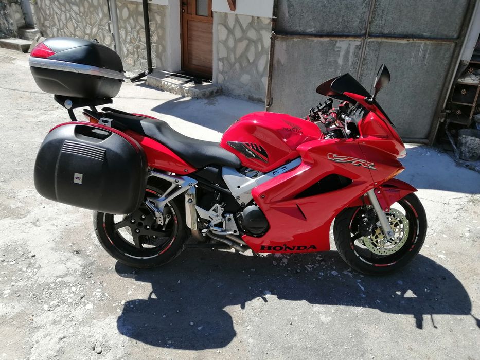 Хонда VFR800 vtec