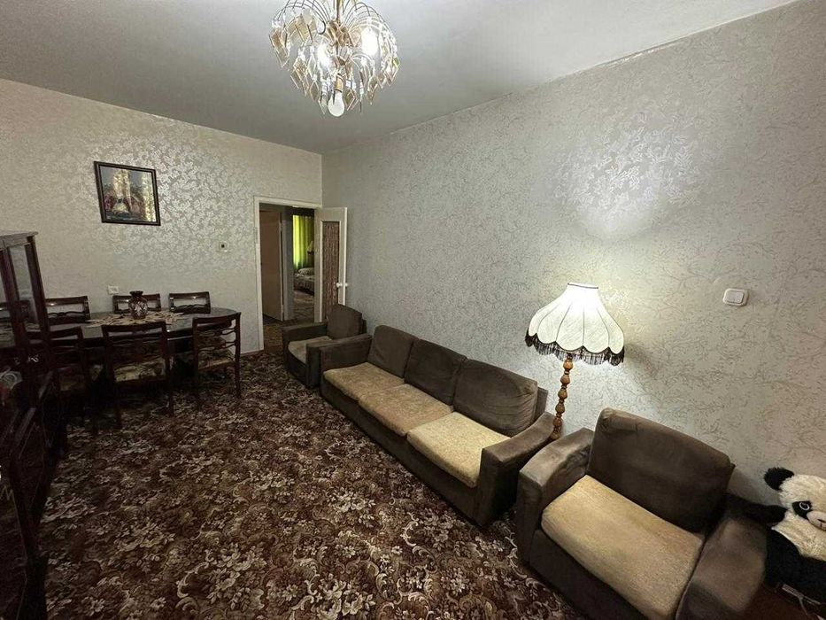 3-х комнатная квартира, 1 этаж, в центре города, 7-й мкр.