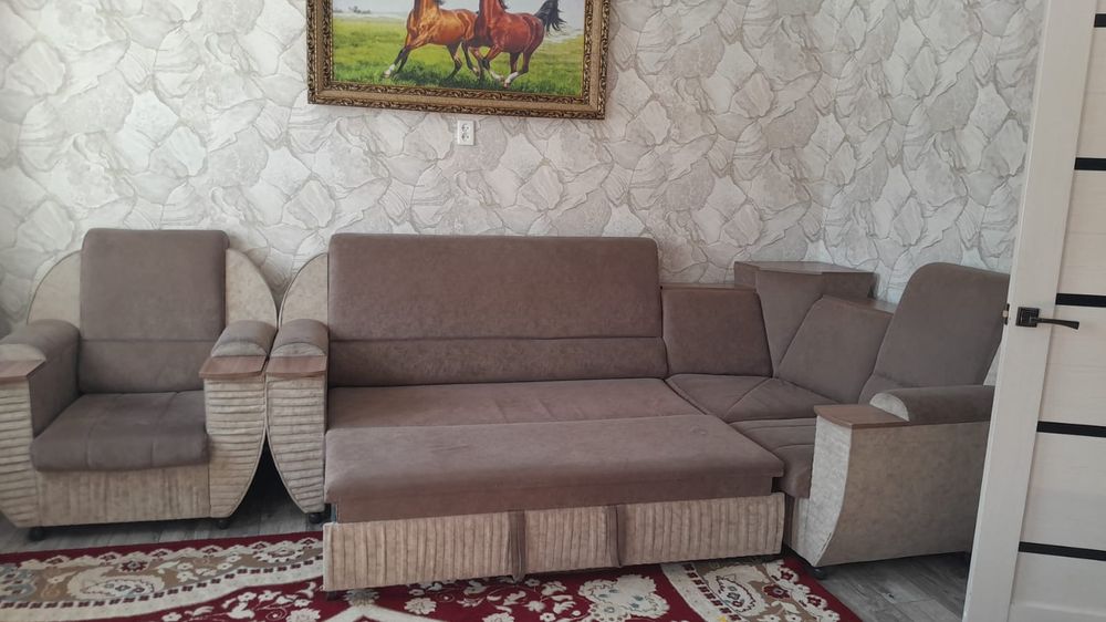 Продам диван в хорошем состоянии