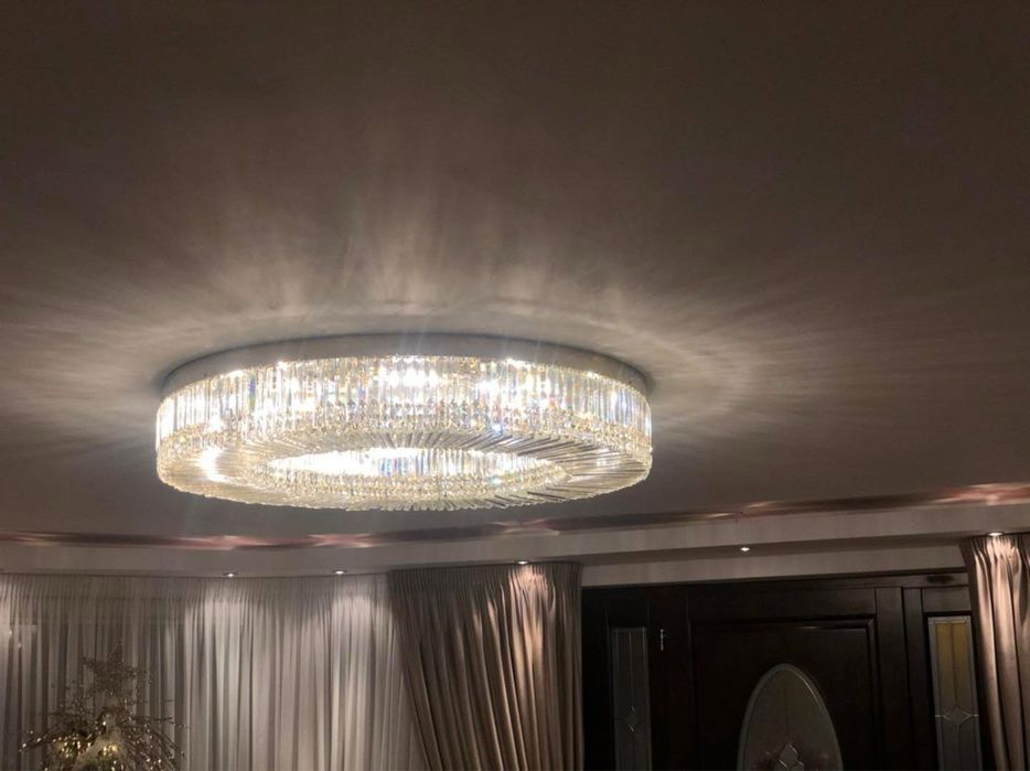 Lustre candelabre Corpuri de Iluminat de Lux pentru Spații Exclusivist
