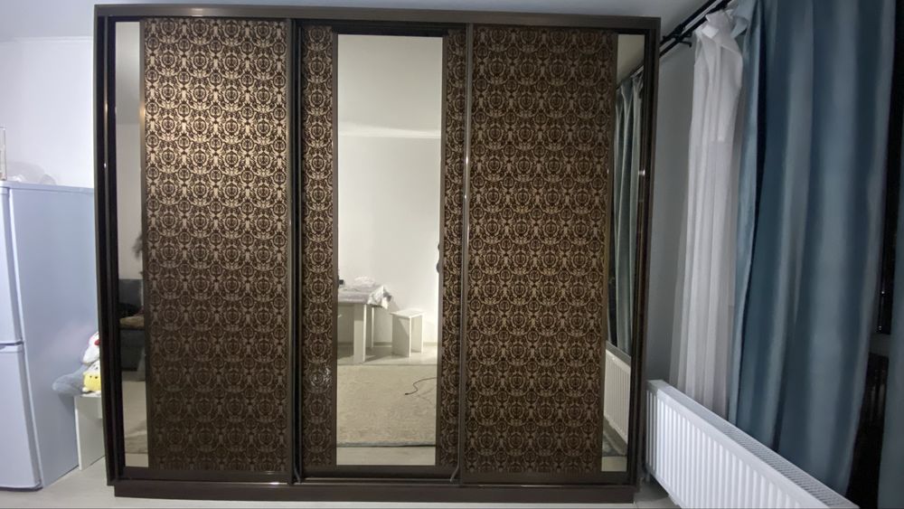 Шкаф купе для квартиры