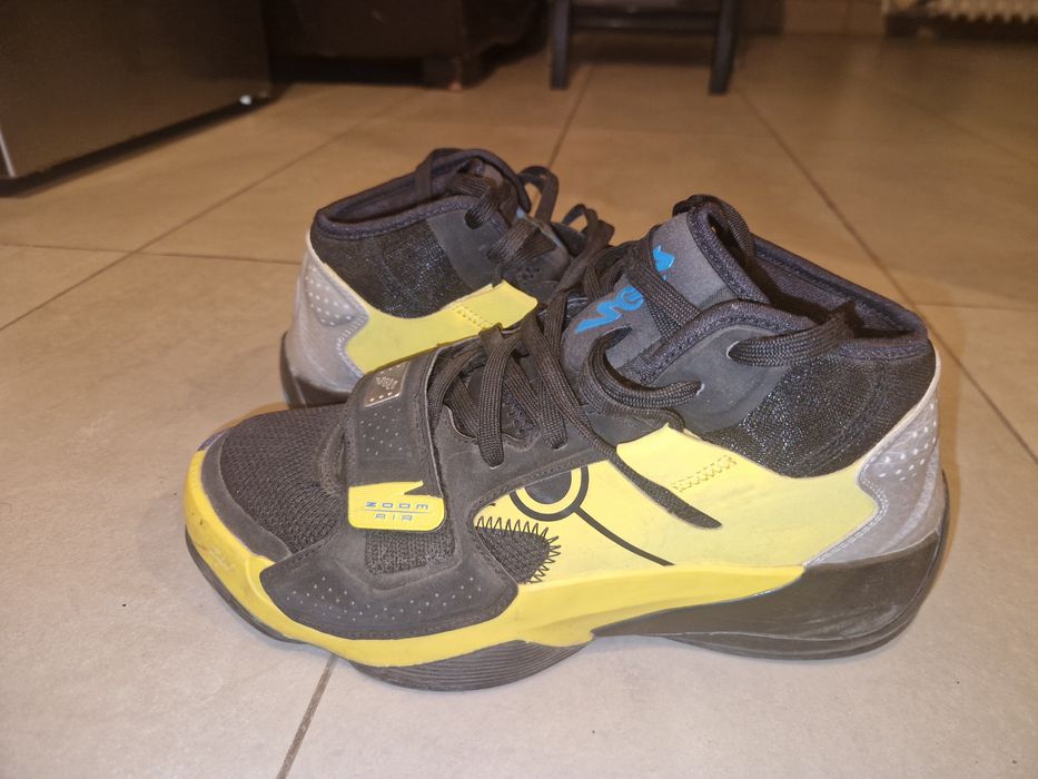 Nike Air Jordan Naruto Vs Sasuke