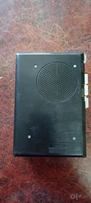 Кассетный плеер  SANYO