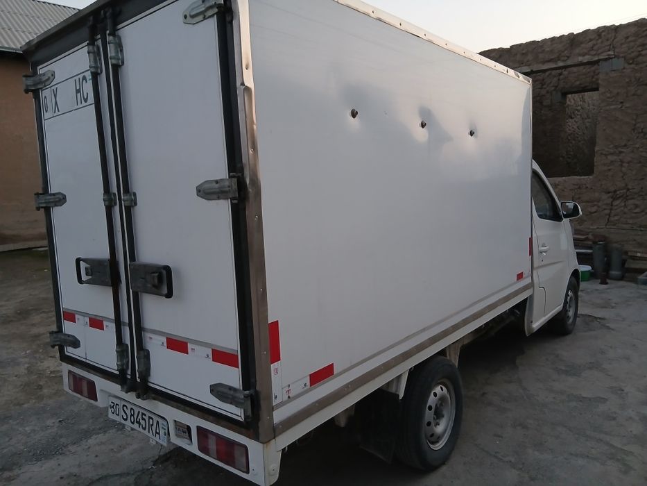 Changan t30 yuk avtomabil