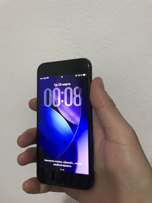 Айфон SE 128GB  ios 26