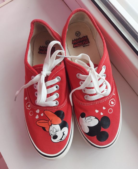 Кеды Disney в отличном состоянии
