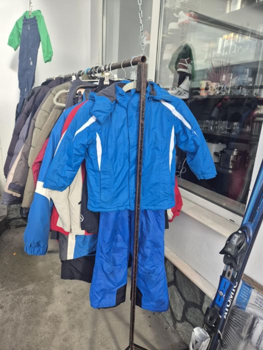 Geci groase iarna, zăpadă, ski