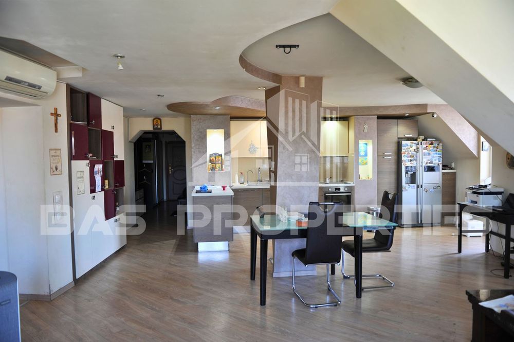 Продава се Четиристаен апартамент в София, Стрелбище - 200 кв.м за 1900 €/кв.м - Снимка #5