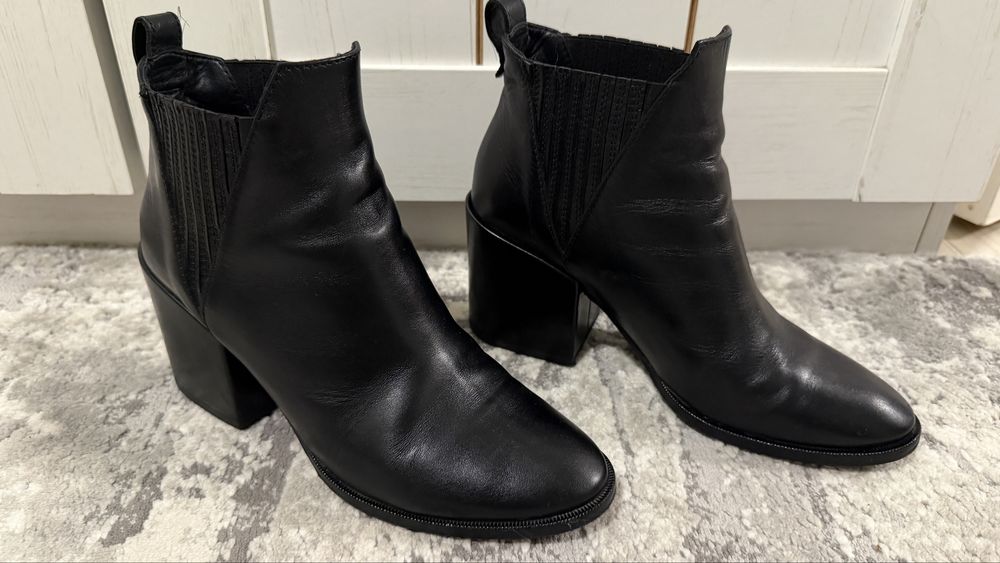 Botine/ ghete Musette 36