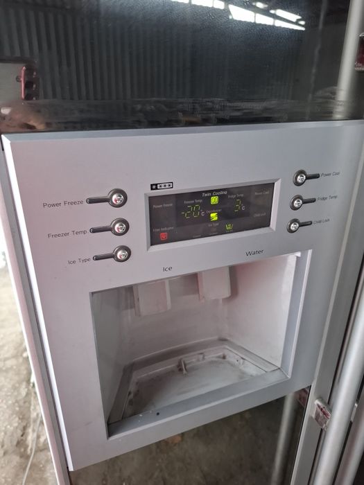 Продам холодильник