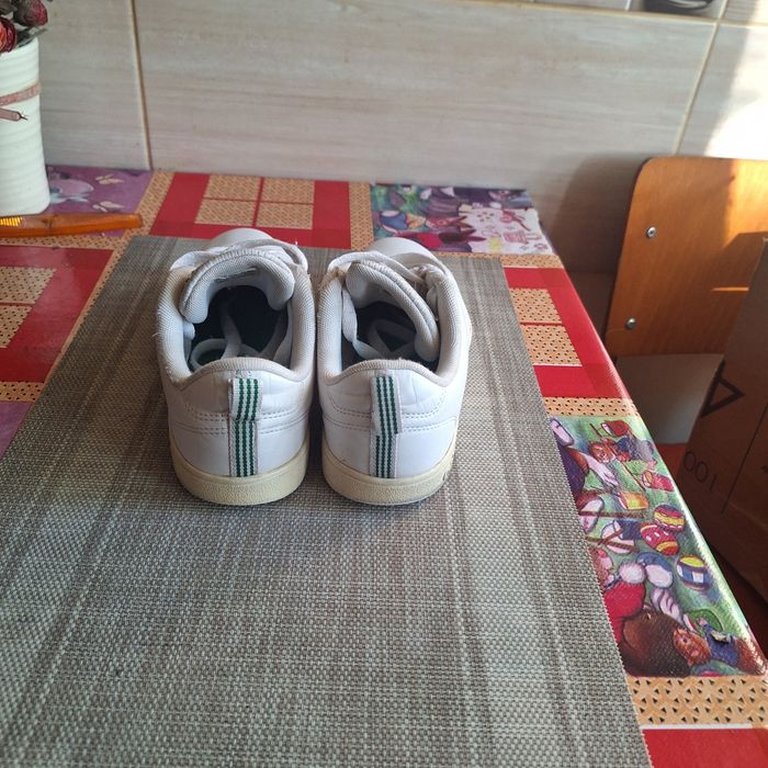 Adidași piele copii nr.35,5