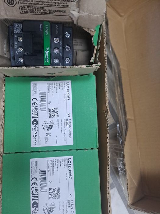 Контактор Schneider D 3P, 9А, НО+НЗ, 220B, 50/60Гц