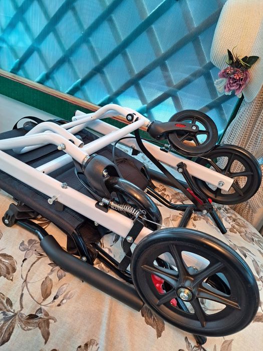 Коляска инвалидная новая