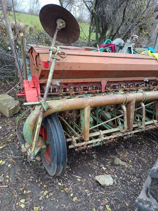 Grebla paianjen  și semănătoare păioase pe discurila schimb cu animale