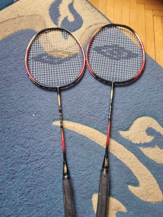 Palete badminton Umbro precision graphite noi cu tipla pe mâner