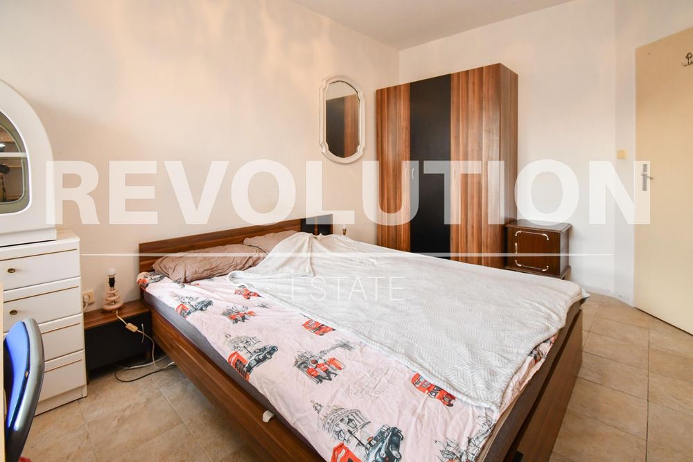 Дава се под наем Двустаен апартамент в София, Изгрев - 65 кв.м за 648.21 € - Снимка #6