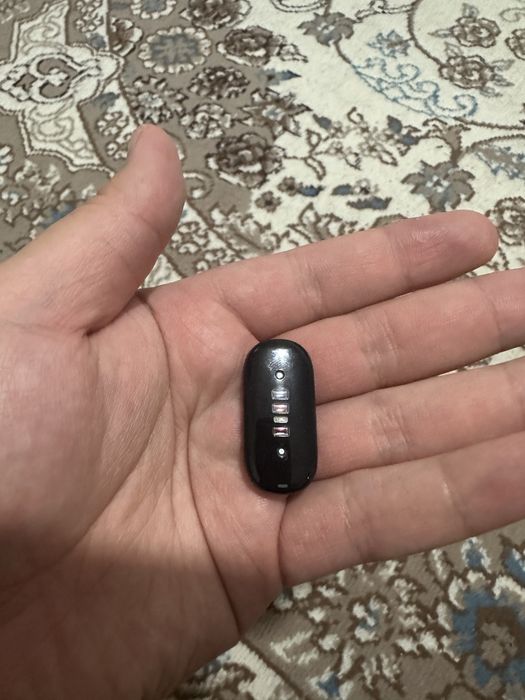 Продам фитнес браслет Google FitBit Air