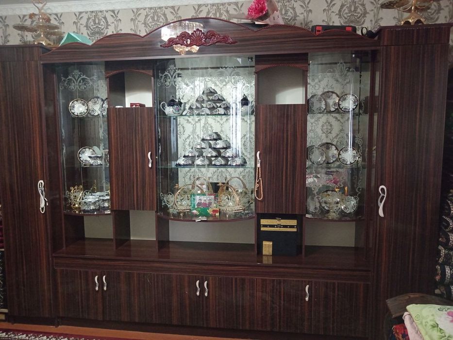 Katta vitrina-servant