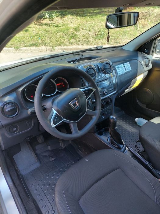 Vând firmă taxi cu 2 locuri