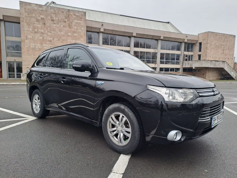 Vand Mitsubishi Outlander 4x4