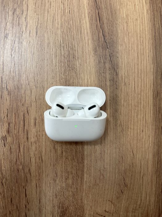 airpods pro 1 поколения