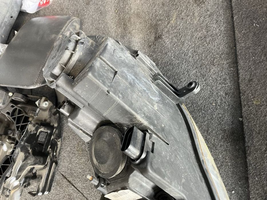 Оригинален Фар ляв десен за Vw Golf plus 5 + 5m1941005b b