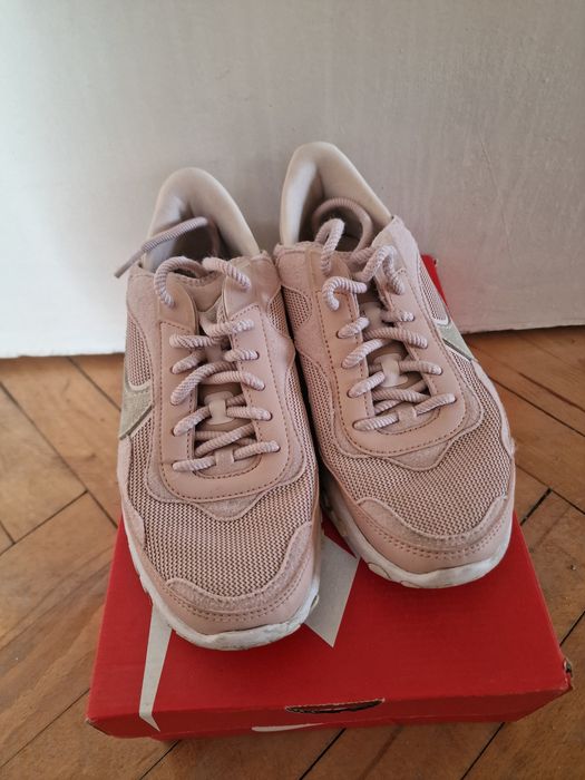 Дамски маратонки