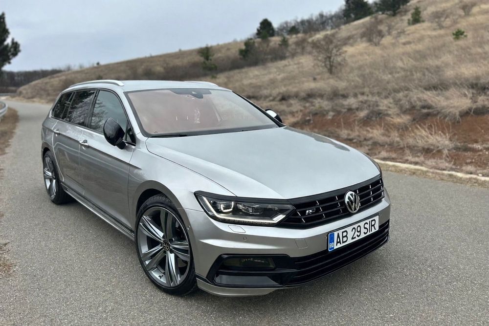 Volkswagen Passat Vând VW Passat B8  R-Line