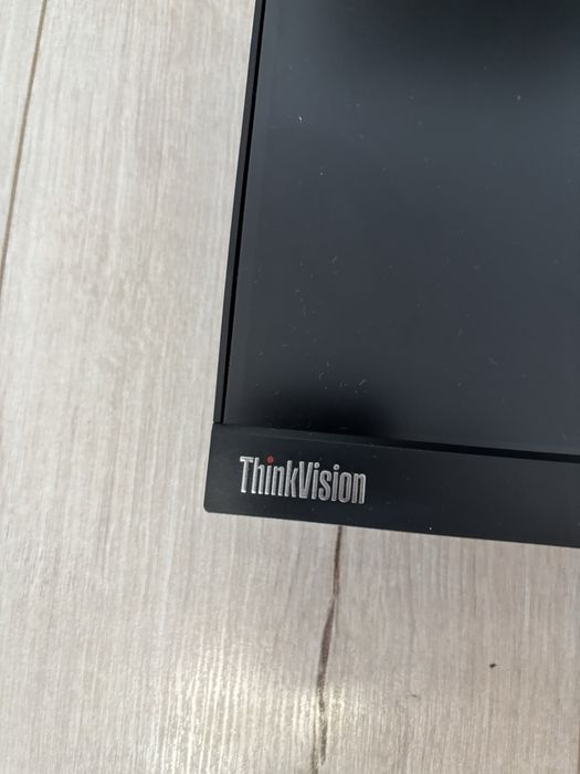 Monitor Profesional Lenovo ThinkVision P24h-20 NOU (2K QHD / IPS / USB-C 75W)