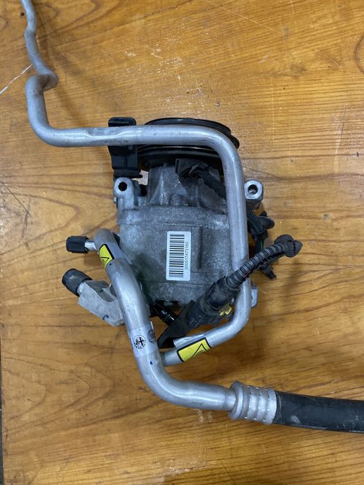 Fuat 500 2011 година 1.2i Компресор Климатик